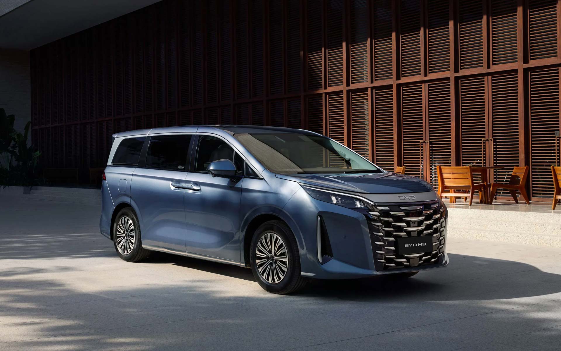 UY LỰC - ĐẲNG CẤP - HIỆN ĐẠI